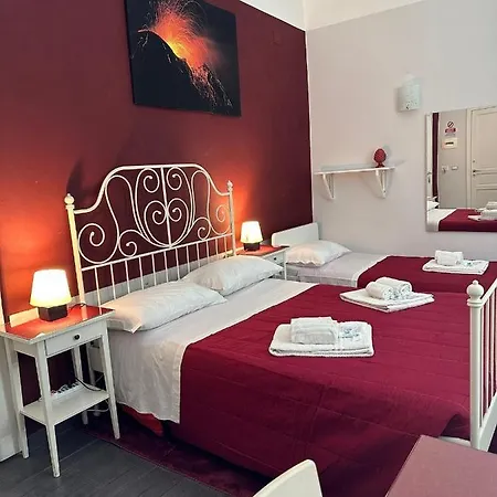 Pensión Etna *